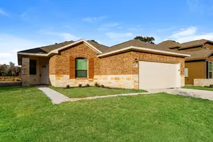 14735 Country Club Rd, Beaumont, TX 77705 - Photo 1