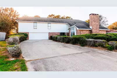 8341 Chimney Rock Court, Port Arthur, TX 77642 - Photo 3