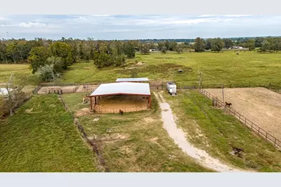 391 County Road 2010, Liberty, TX 77575 - Photo 7