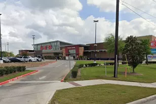 124 Carson Ct, Houston, TX 77004 - Photo 5