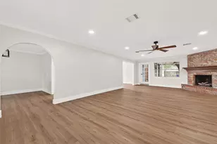 11507 Barwood Bend Dr, Houston, TX 77065 - Photo 13