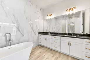 5906 St Augustine St, Houston, TX 77021 - Photo 19