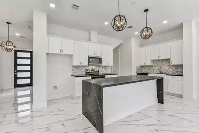 5906 Saint Augustine Street #A, Houston, TX 77021 - Photo 5