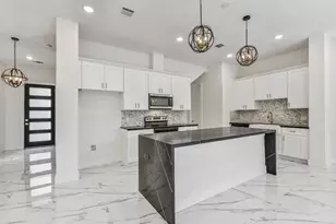 5906 St Augustine St, Houston, TX 77021 - Photo 5