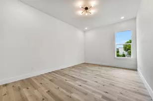 5906 St Augustine St, Houston, TX 77021 - Photo 21