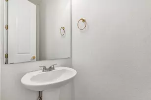 5906 St Augustine St, Houston, TX 77021 - Photo 11