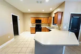 12810 Gable Wind Mill Ln, Houston, TX 77044 - Photo 3