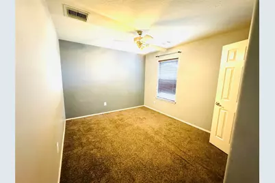 12810 Gable Wind Mill Lane, Houston, TX 77044 - Photo 7