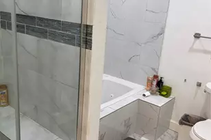 3021 Gray St, Houston, TX 77004 - Photo 31