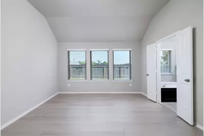 5018 Aspen Orchard Drive, Houston, TX 77066 - Photo 11