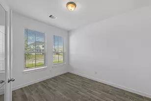 64 Shining Pt Dr, Waller, TX 77484 - Photo 15