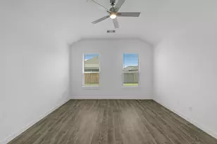 64 Shining Pt Dr, Waller, TX 77484 - Photo 7