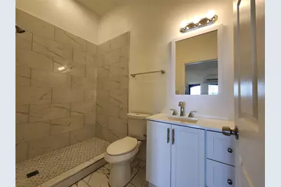 5027 Creekmont Drive #Studio, Houston, TX 77091 - Photo 5