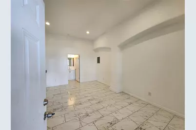 5027 Creekmont Drive #Studio, Houston, TX 77091 - Photo 3