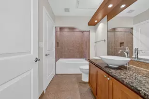 1010 Rosine St, Houston, TX 77019 - Photo 21