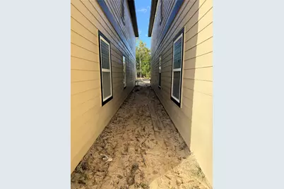 9918 Fillmore, Houston, TX 77029 - Photo 11