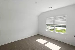 503 Oak Chase Ave, Dayton, TX 77535 - Photo 9