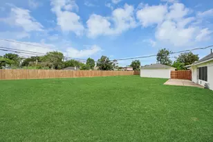 7230 Pella Dr, Houston, TX 77036 - Photo 25