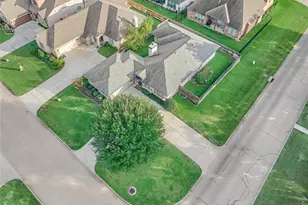 214 Wyndemere Dr, Montgomery, TX 77356 - Photo 5