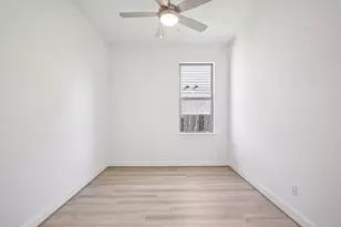 8610 Blue Coral Dr, Cypress, TX 77433 - Photo 5