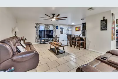 10623 Gulf Valley Street, Houston, TX 77075 - Photo 7