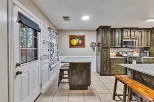 10623 Gulf Valley St, Houston, TX 77075 - Photo 17