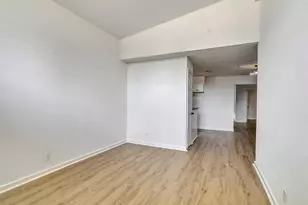 5627 Southbrook Dr, Houston, TX 77033 - Photo 15