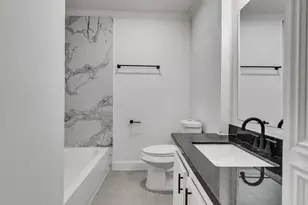 5627 Southbrook Dr, Houston, TX 77033 - Photo 11