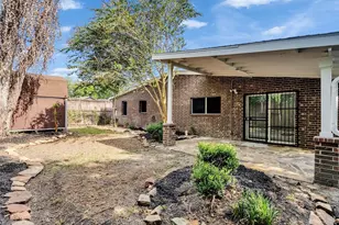 5627 Southbrook Dr, Houston, TX 77033 - Photo 29