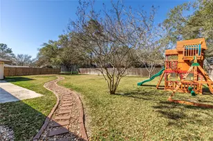 204 Briarwood Dr, Bellville, TX 77418 - Photo 19