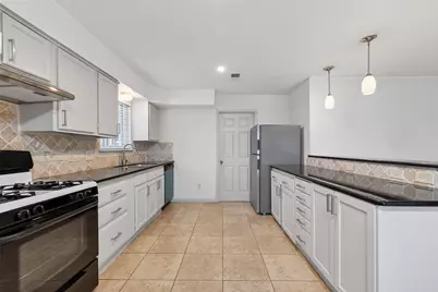 11622 Triola Lane, Houston, TX 77072 - Photo 13