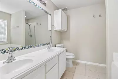 13914 Bonnetbriar Lane, Sugar Land, TX 77498 - Photo 23