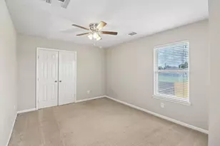 13914 Bonnetbriar Ln, Sugar Land, TX 77498 - Photo 17