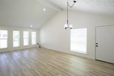 7006 Foxfield Lane, Humble, TX 77338 - Photo 5