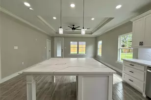 865 Dundee St, Vidor, TX 77662 - Photo 5
