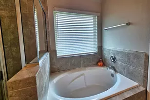 2711 Painted Sunrise Trail, Houston, TX 77045 - Photo 33