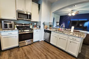2711 Painted Sunrise Trail, Houston, TX 77045 - Photo 17