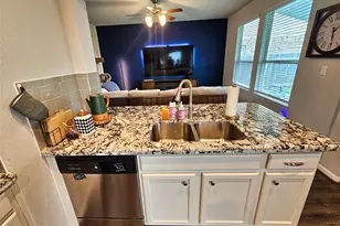 2711 Painted Sunrise Trail, Houston, TX 77045 - Photo 15