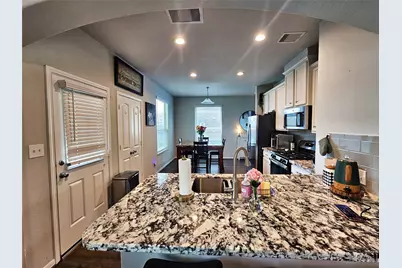 2711 Painted Sunrise Trail, Houston, TX 77045 - Photo 11