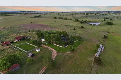 9058 Sam Houston, Brenham, TX 77833 - Photo 33