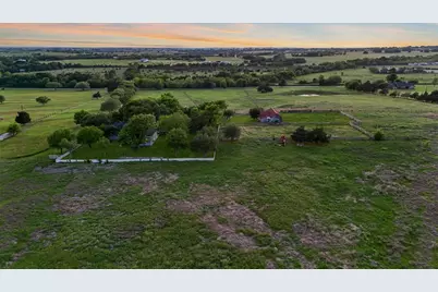9058 Sam Houston, Brenham, TX 77833 - Photo 29