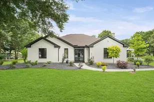 8142 Hills Pkwy, Montgomery, TX 77316 - Photo 3