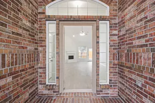 15630 Hatfield Hollow Dr, Tomball, TX 77377 - Photo 5