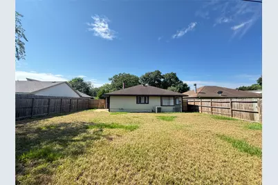10942 Beacave Bend Court, Houston, TX 77086 - Photo 35