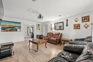 5201 Main St, Santa Fe, TX 77510 - Photo 3