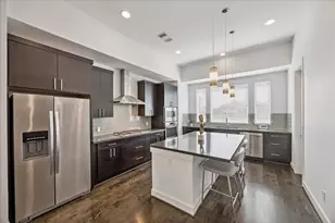 4605 La Branch St, Houston, TX 77004 - Photo 9