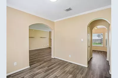 1122 Chase Park Drive, Bacliff, TX 77518 - Photo 11