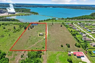 11242 Longstreet Rd, Willis, TX 77318 - Photo 3