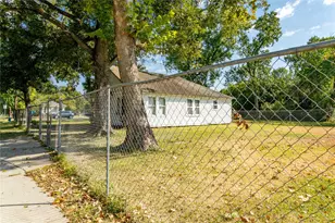 9010 Wheatley St, Houston, TX 77088 - Photo 5