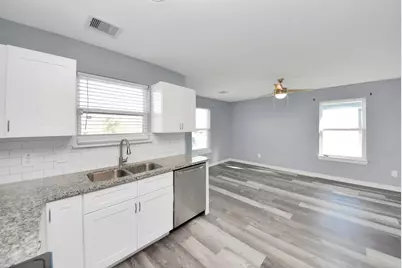 618 Maple Way #B, Houston, TX 77015 - Photo 15